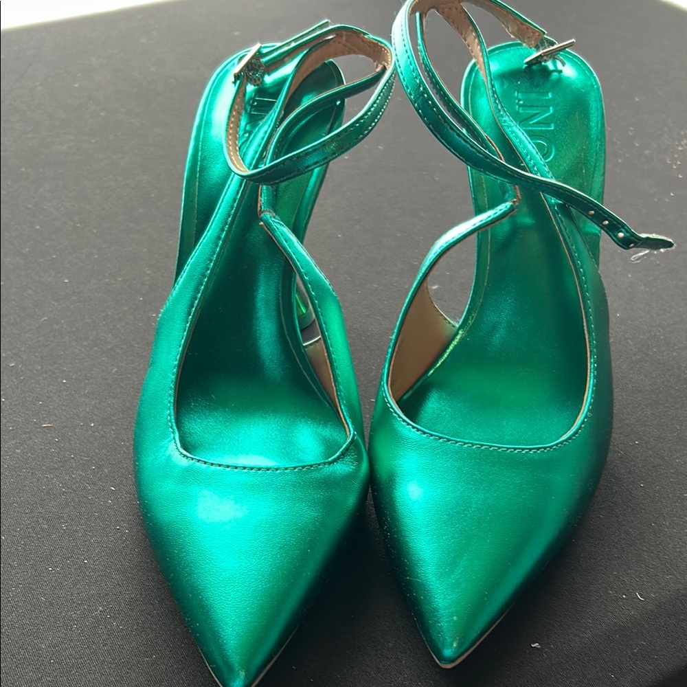 INC International Concepts Shiny Teal Heels